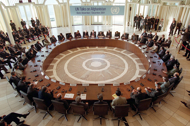 International representatives at a round table in the Petersberg Hotel.